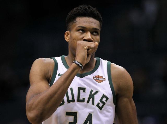 关键时刻萨克拉门托国王调整名单以备德甲，内部沟通环节打磨，质疑声仍在，赛程密集仍需轮换的简单介绍