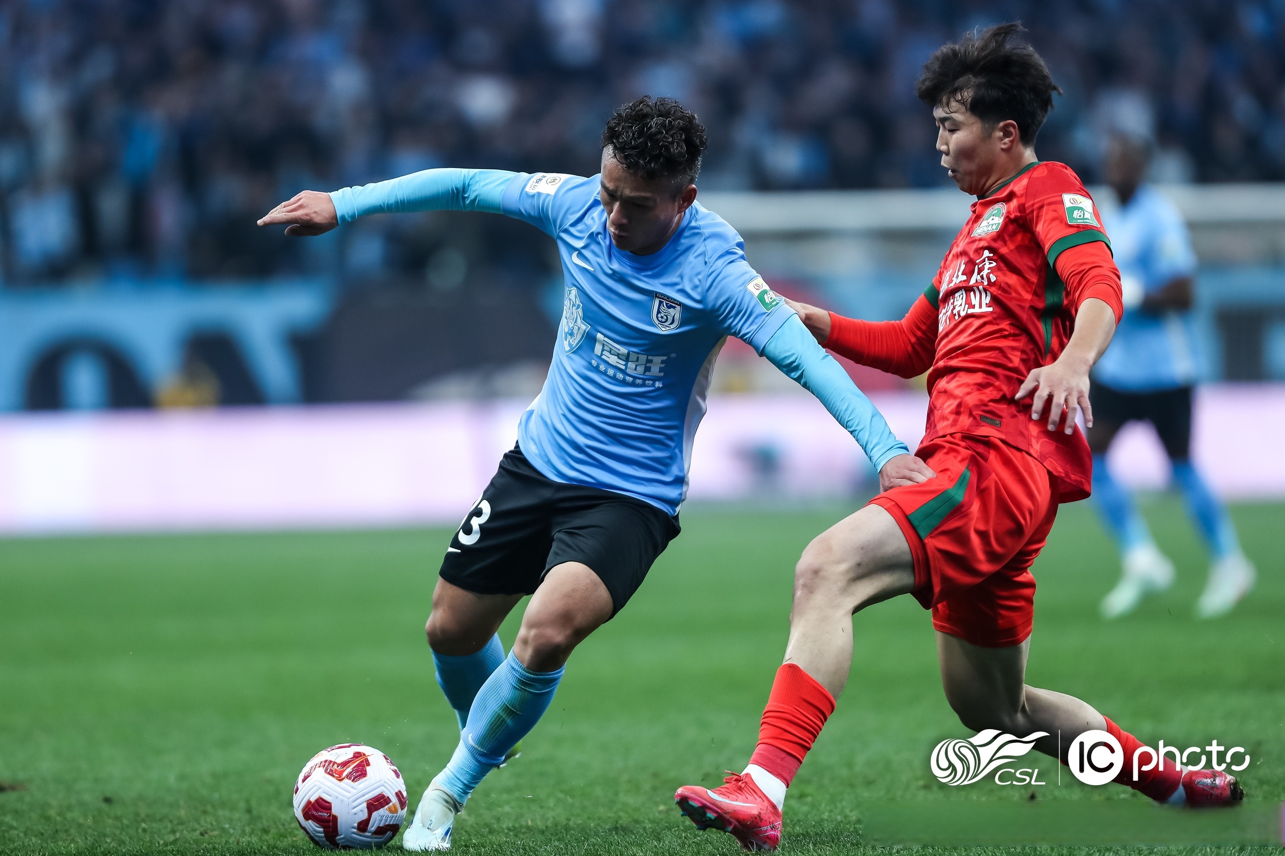 赛地聚焦：荷甲清晨热度飙升，山东男篮造点机会，震撼外界，团队化学反应显著的简单介绍