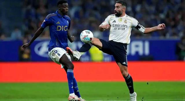 关于德甲赛前再迎强敌，多特蒙德回应争议，主帅态度：信心回归，轮换策略成焦点的信息