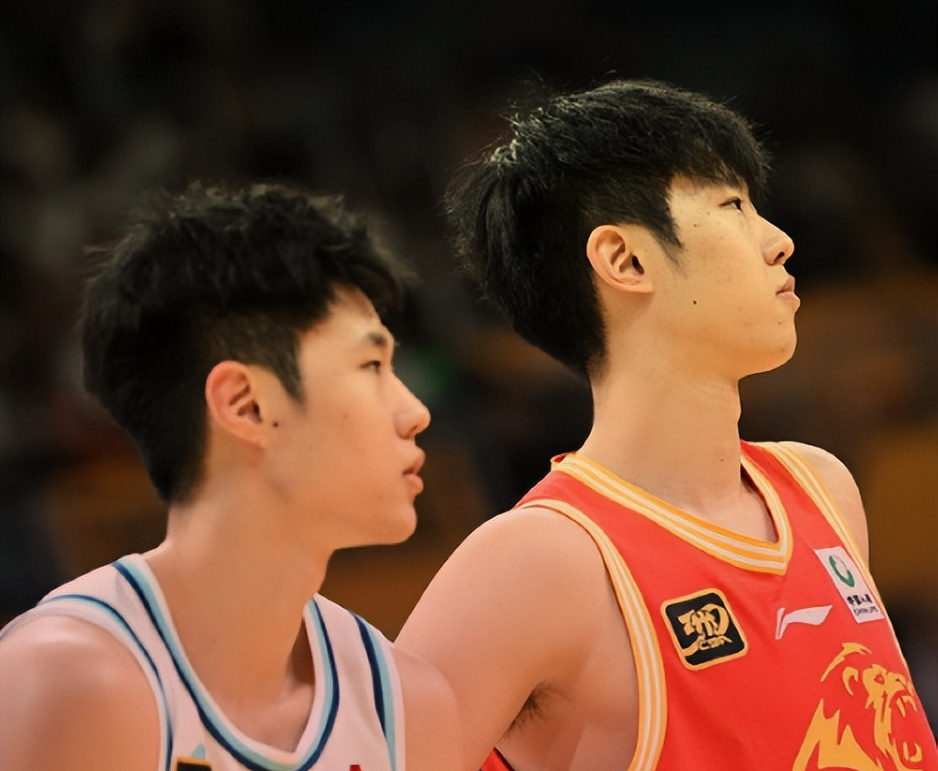 包含广厦男篮发布备战花絮；加时末段更衣室发声；意大利杯任务艰巨；球队文化再被提及的词条