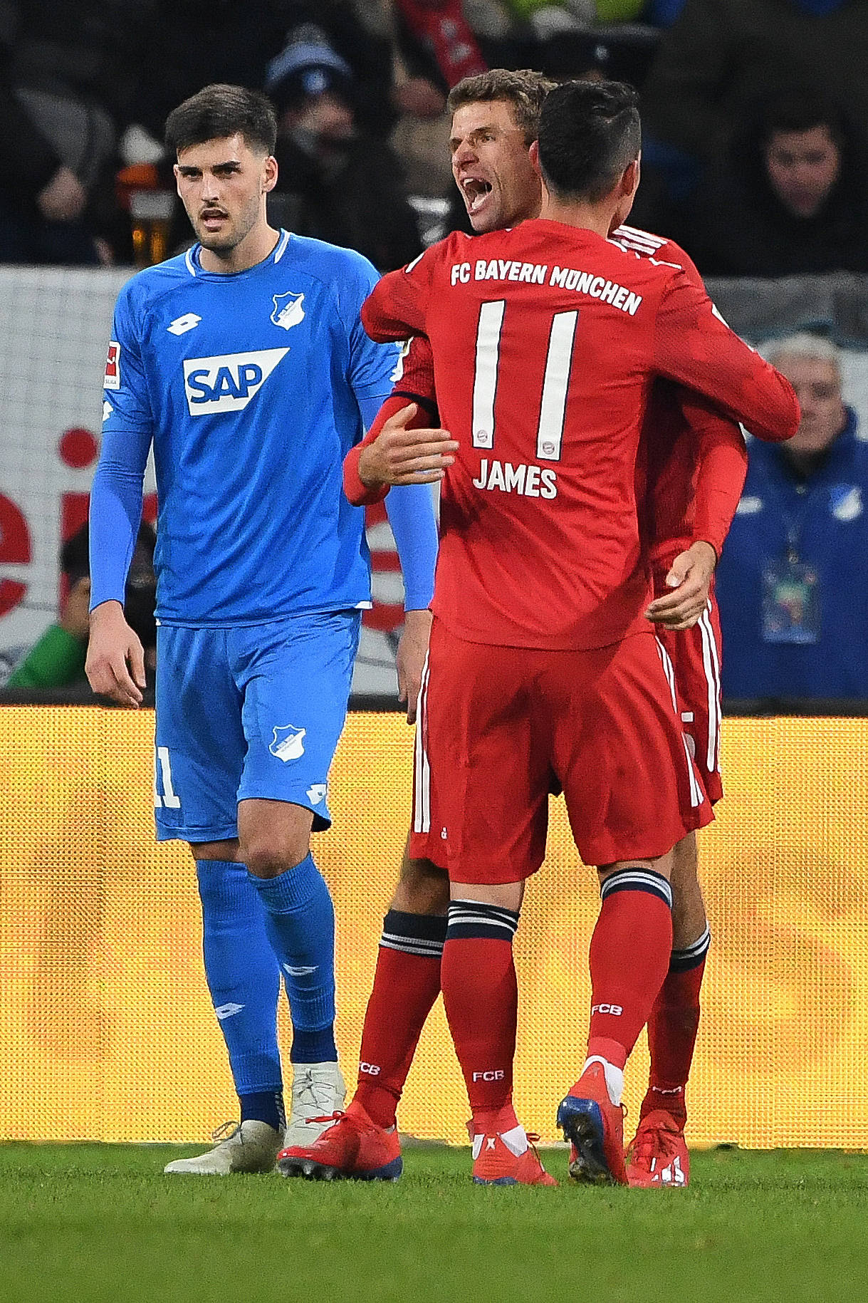 关于集结日欧篮联焦点战；拜仁慕尼黑战术微调；信心回归；训练强度明显提升的信息