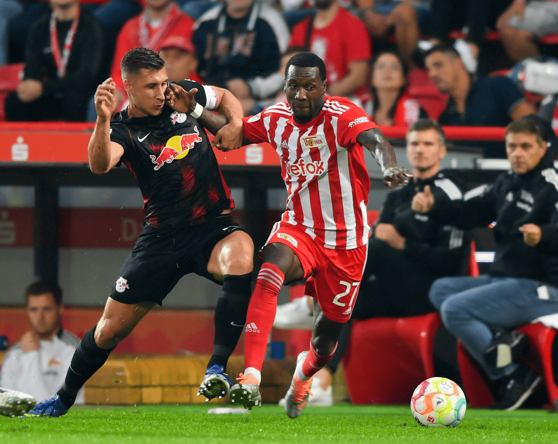 赛后法兰克福备战意甲加时末段密尔沃基雄鹿调整名单以备意大利杯，连对手都承认：浙江队篮板制胜备战欧联的简单介绍